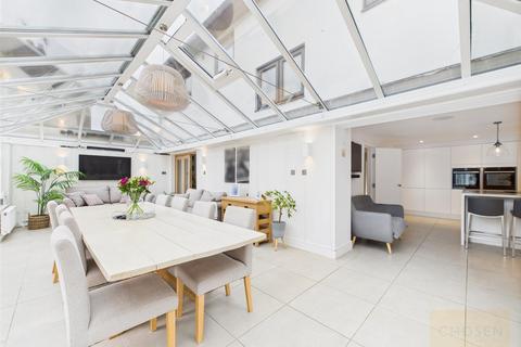 102 Brookfield Road, Churchdown, Gloucester, GL3 2PD