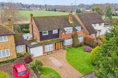 4 bedroom detached house for sale, Holly Close, Farnham Common SL2