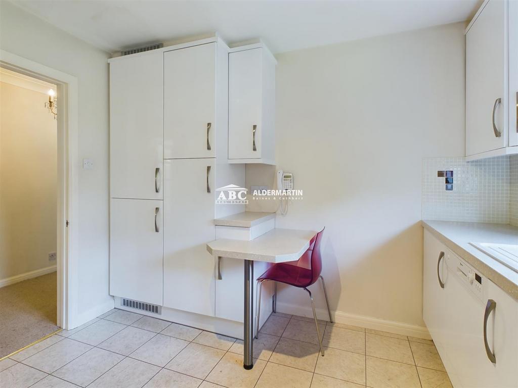 CAM03263 G0-PR0060-STILL009.jpg