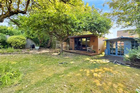 4 bedroom bungalow for sale, Owlsmoor Road, Owlsmoor, Sandhurst