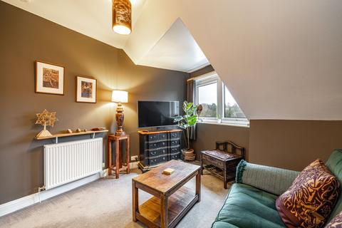 7b Abbey Place, Jedburgh, TD8 6BE