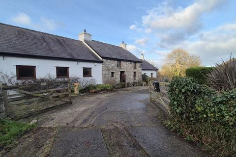 undefined, Ty Mawr, Tynygongl, Anglesey, LL74