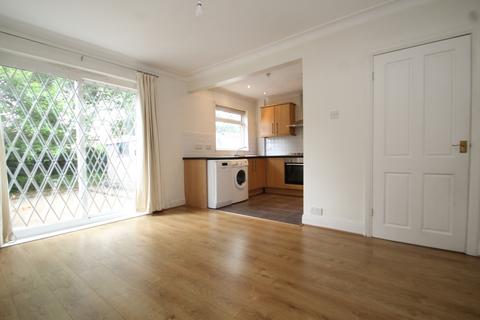 3 bedroom semi-detached house to rent, Stainbeck Lane, Leeds, West Yorkshire, LS7