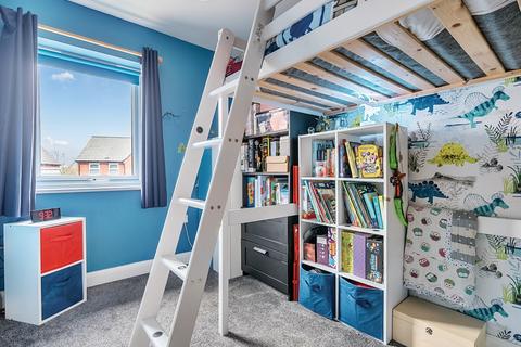 33 Webb Crescent, Yate, Bristol, BS37 7EE