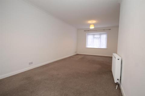 2 bedroom terraced house to rent, Pound Street, CARSHALTON