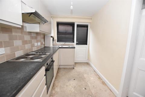 2 bedroom terraced house for sale, Beech Grove, Princes Road, Hull