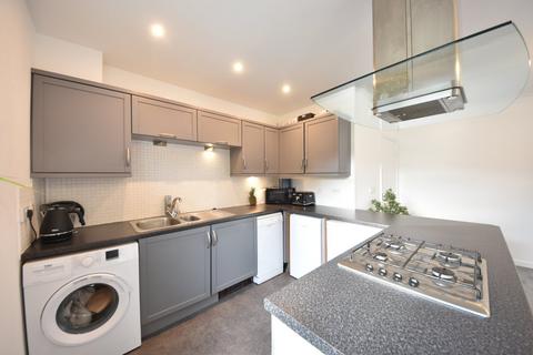 2 bedroom apartment to rent, Glory Mill Lane, Wooburn Green, High Wycombe, Buckinghamshire, HP10