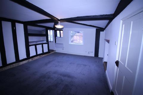 1 bedroom maisonette for sale, Flat 1, 14-15 Market Hill, Coggeshall