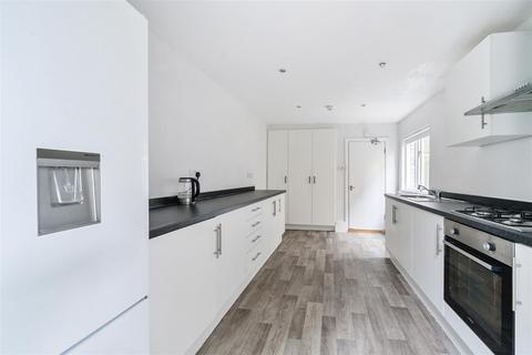 3 bedroom semi-detached house for sale, Sandringham Road, London, NW2