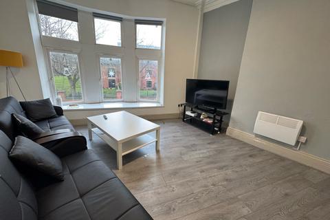 3 bedroom block of apartments to rent, Leeds LS6