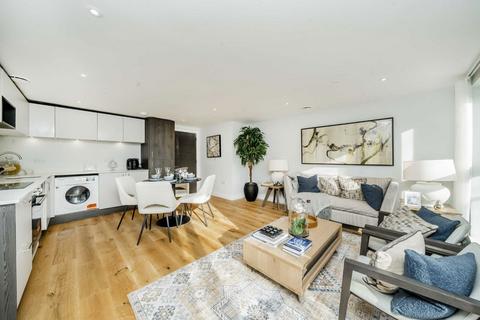 2 bedroom flat for sale, Kingston Road, Wimbledon SW20