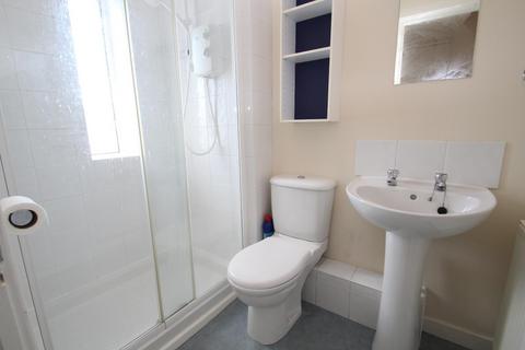 1 bedroom flat to rent, Back Potternewton Lane, Leeds, West Yorkshire, LS7