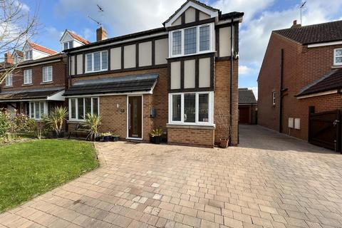 4 bedroom detached house for sale, Applegarth, Gilberdyke, Brough