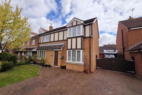 27 Applegarth, Gilberdyke, Brough, HU15 2YE