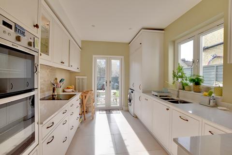 123 Longhurst Road, London, SE13 5NA