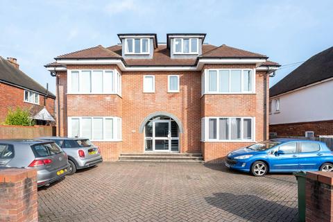 1 bedroom flat for sale, Aldershot Road, Guildford, GU2