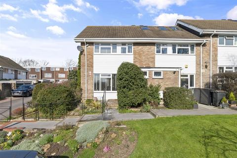 93 The Heights, Beckenham, BR3 5BZ
