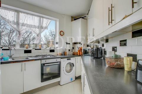 2 bedroom flat for sale, Neasden Lane, London, NW10