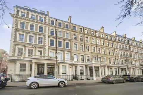 Ashburn Gardens, South Kensington, London, SW7