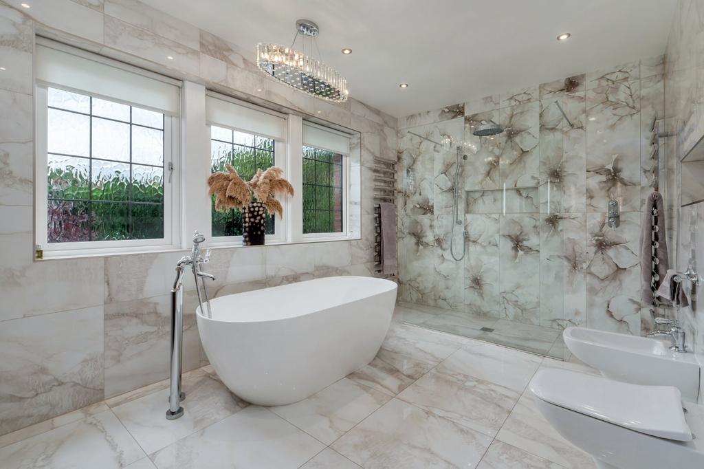 Ensuite