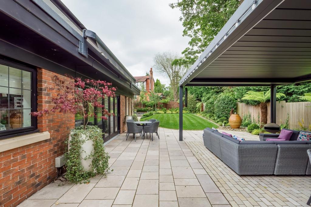 Outdoor Seating Area