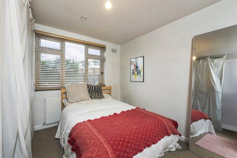 2 bedroom flat for sale, St. Asaphs Court, St. Asaph Road, London, SE4