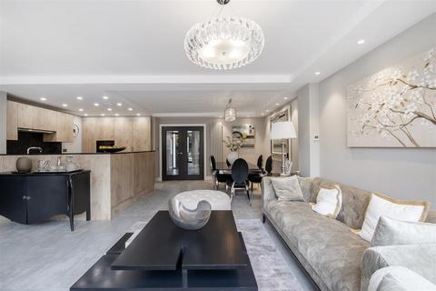 5 bedroom terraced house to rent, St. Johns Wood Park, St. Johns Wood, NW8