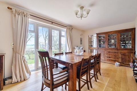undefined, Stoppers Hill, Brinkworth, Chippenham