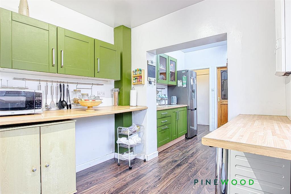Kitchen utility area