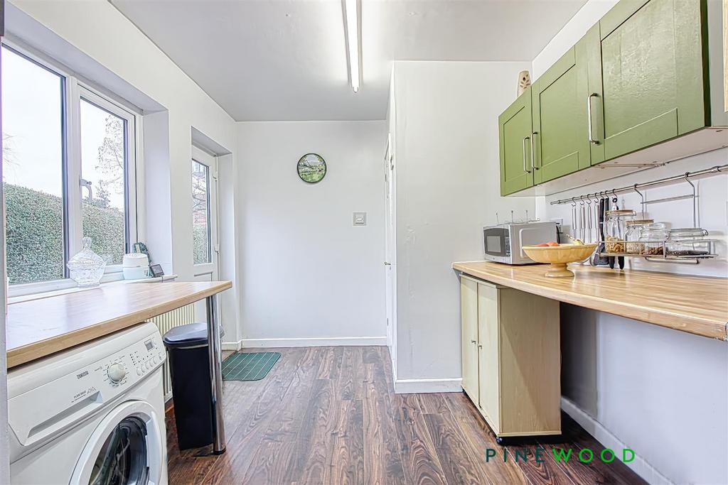 Kitchen utility area