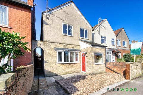 3 bedroom detached house for sale, Boythorpe Road, Chesterfield S40