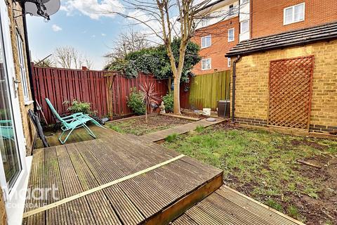 1 bedroom maisonette for sale, Lindholme Court, Pageant Avenue, NW9