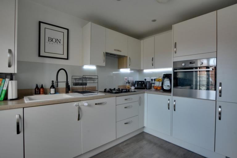 Kitchen/Breakfast Rm