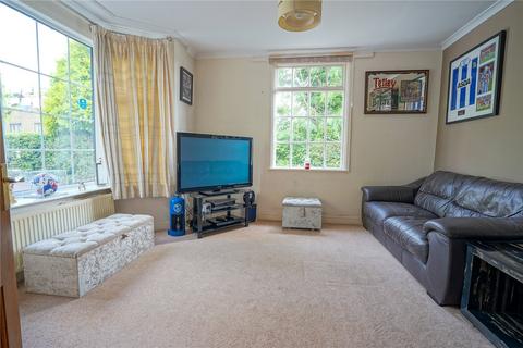 2 Brecklands, Wickersley, Rotherham, S66 1AJ