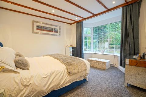 2 Brecklands, Wickersley, Rotherham, S66 1AJ