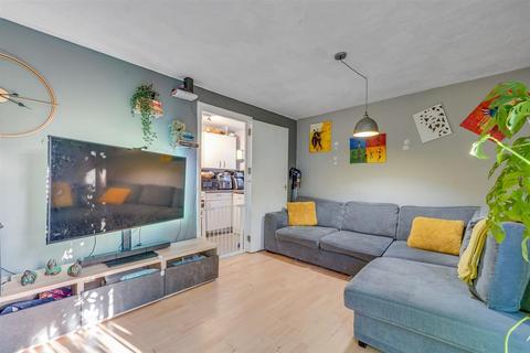 1 bedroom apartment for sale, Boundary Road, Barking, Essex