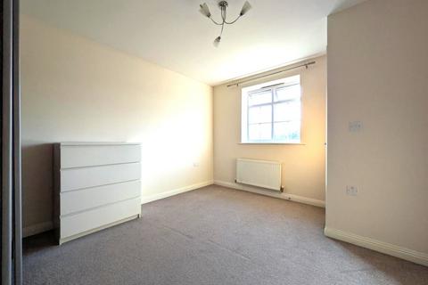 2 bedroom apartment to rent, Oxford Road, Redhill