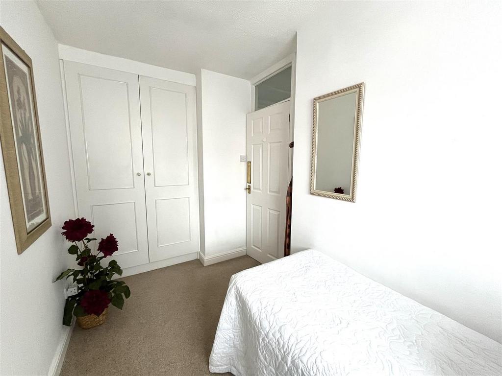 Uxbridge bed.jpeg
