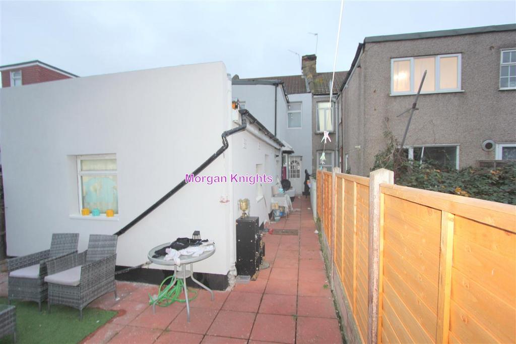 Rear Garden: