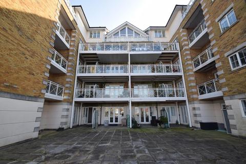 1 bedroom apartment for sale, Golden Gate Way, Eastbourne BN23