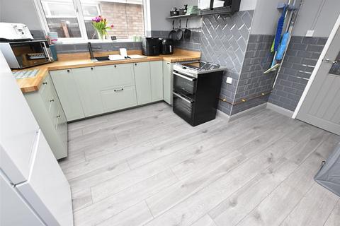 3 Grange Avenue, Laceby, Grimsby, DN37 7DG