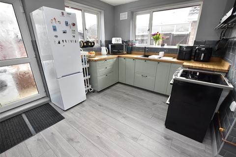 3 Grange Avenue, Laceby, Grimsby, DN37 7DG