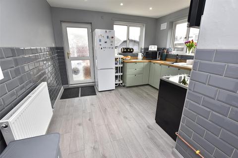 3 Grange Avenue, Laceby, Grimsby, DN37 7DG