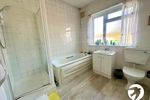 157 Alnwick Road, London, SE12 9BX