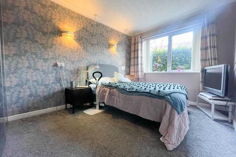 2 bedroom ground floor flat for sale, Redfern House, Romiley