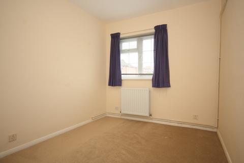 2 bedroom flat for sale, Woking GU22