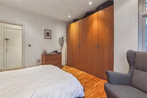 1 bedroom apartment for sale, Queenstown Road, London, SW8