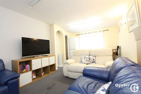 2 bedroom flat to rent, Pavilion Way, Edgware, HA8