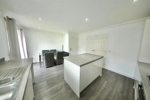31 Farrier Close, Kingswood, Hull, HU7 3DW
