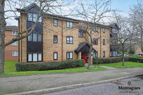 2 bedroom apartment for sale, Woodland Grove, Epping, CM16